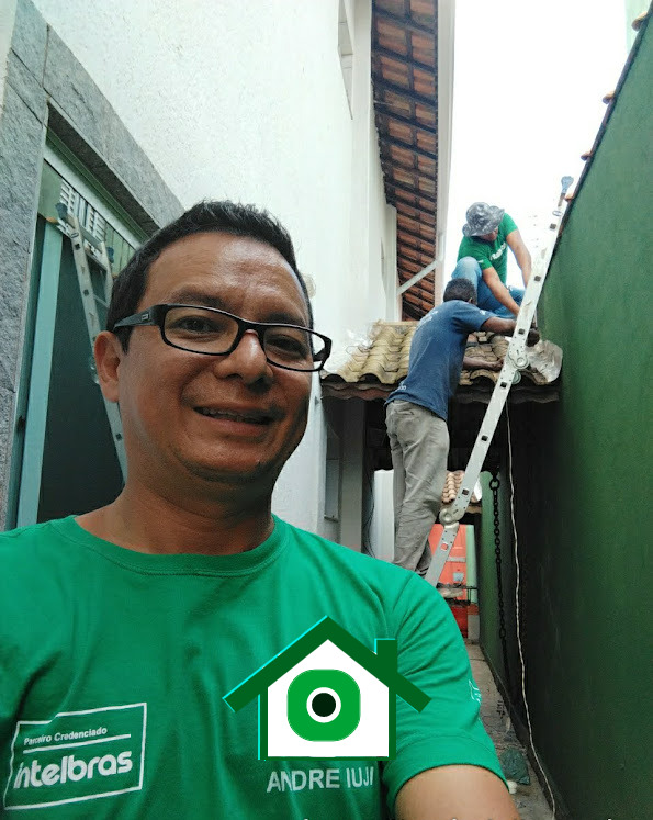 Equipe Andreiujicftv Andre Iuji Cftv Seguranca Eletronica Equipe Tecnicos Instalacao Manutencao Cameras Alarmes Cerca Eletrica Interfones Intelbras Praia Grande Litoral Paulista Baixada Santista Sp